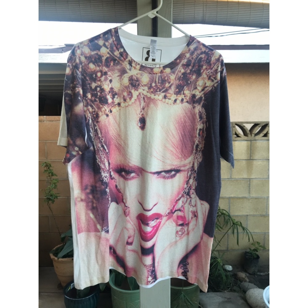 NEW Beyonce “Party” T-shirt